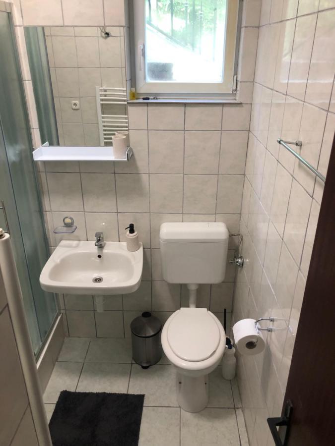 Apartman Ana Vrlika Zewnętrze zdjęcie